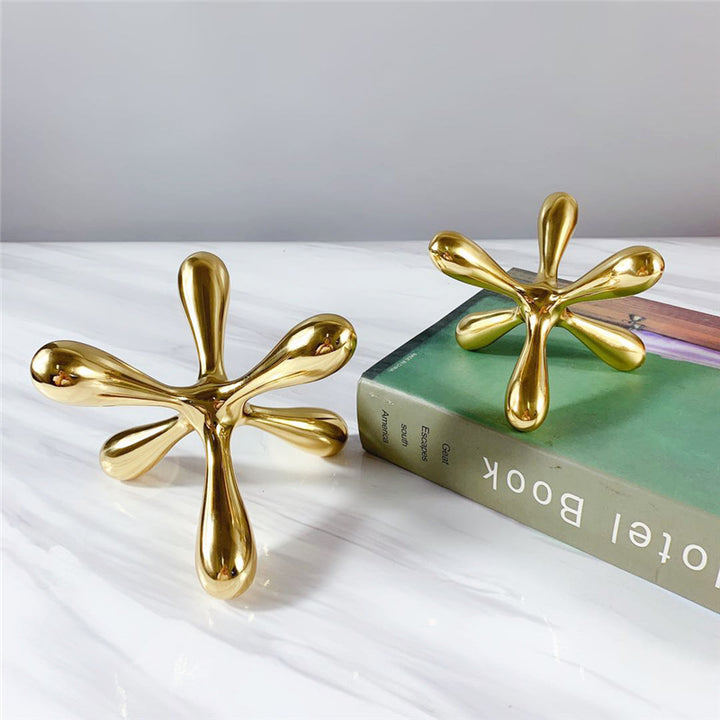 Modern Minimalist Creative Pure Copper Paperweight Book Ornaments