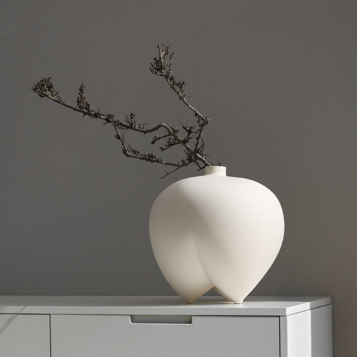 Minimalist Ceramic Vase With Large Belly And Small Mouth