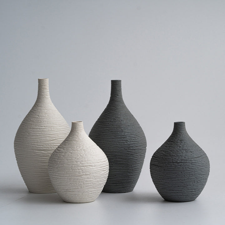 Simple Modern Style Small Japanese Vase