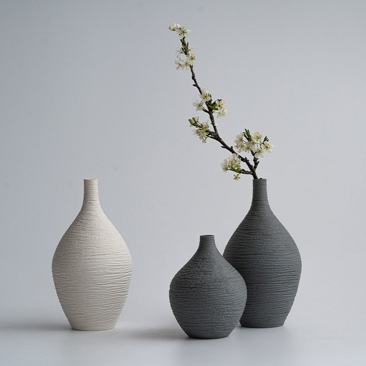 Simple Modern Style Small Japanese Vase